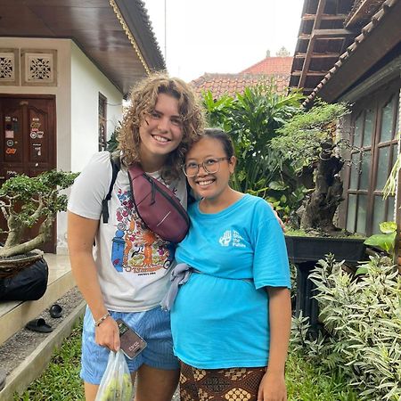 Raditya Homestay Mambat Eksteriør bilde