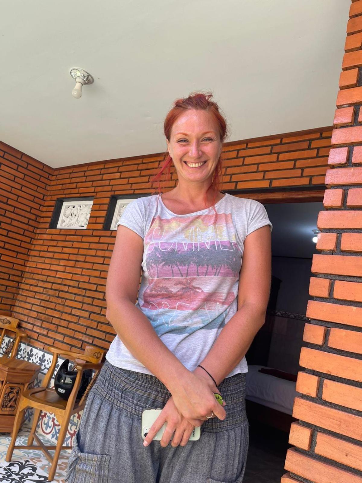 Raditya Homestay Mambat Eksteriør bilde